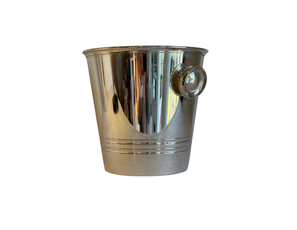 HÔTEL SILVER SERVING PITCHERS + ICE BUCKETS