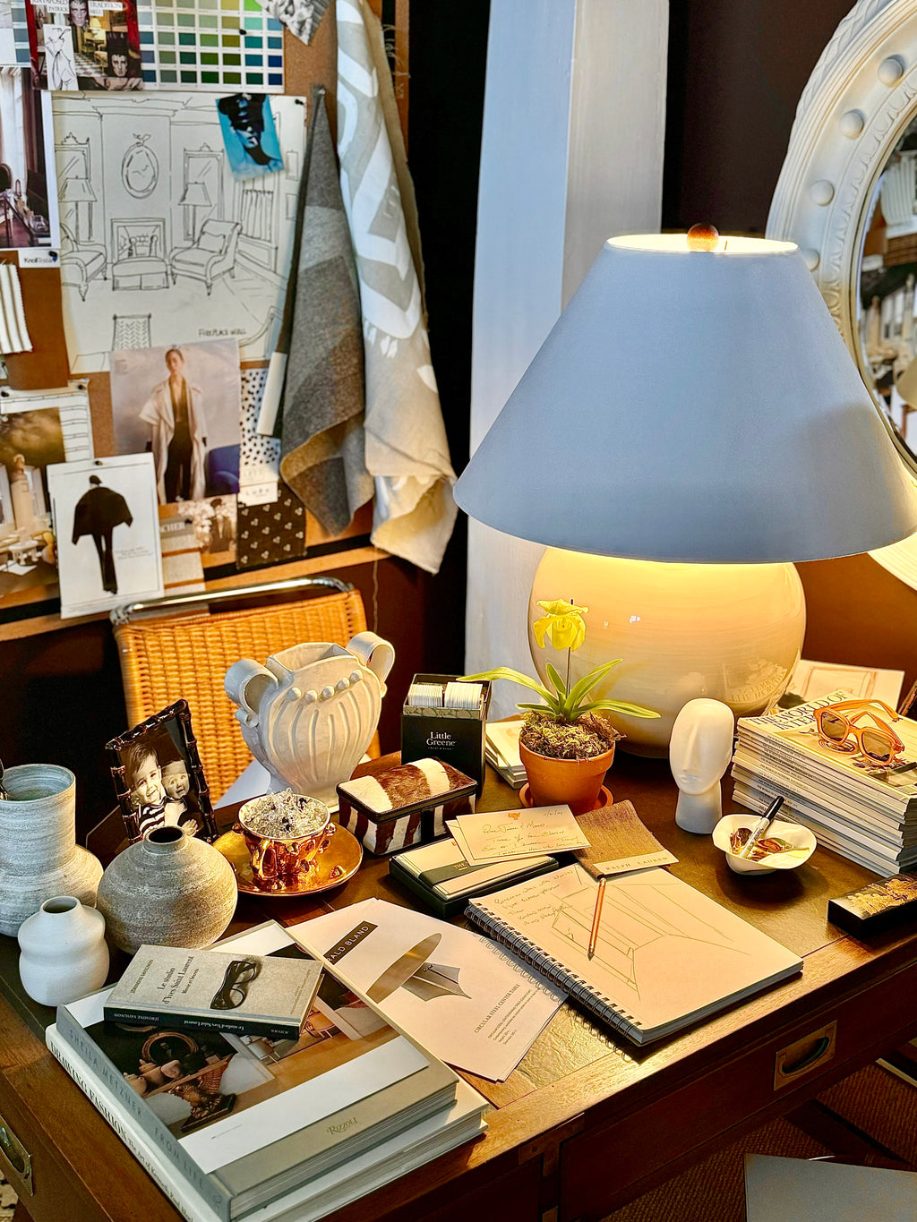 Colorfield Balloon Lamp in Off White