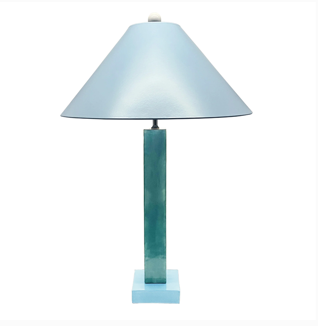 Colorfield Column Lamp in Landscape