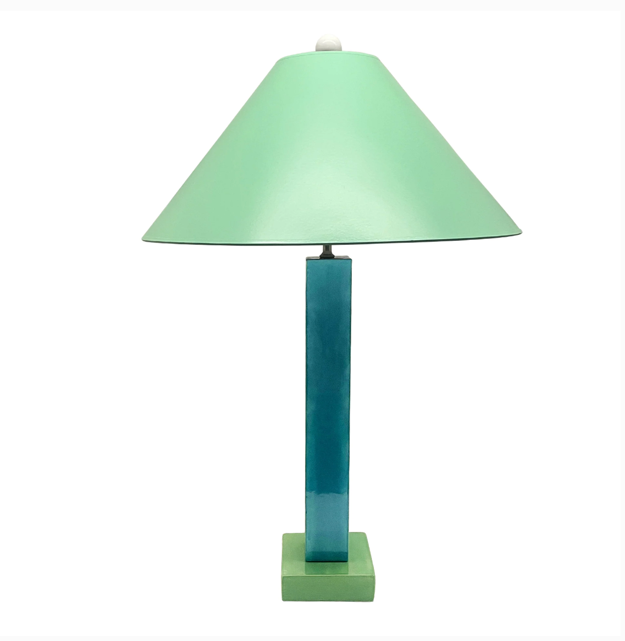 Colorfield Column Lamp in Landscape
